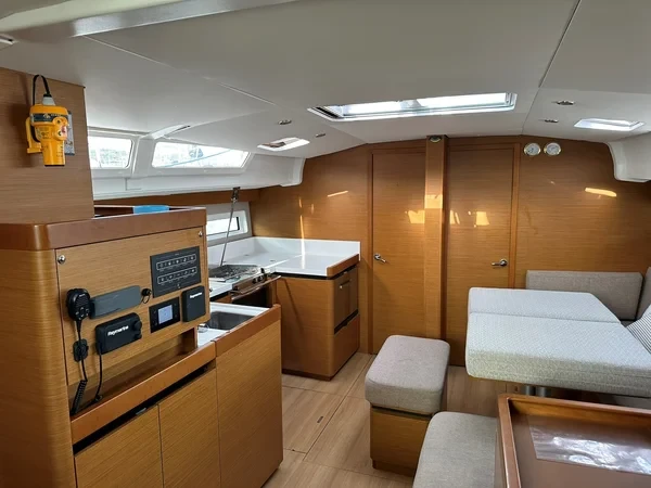 Sun Odyssey 490 - Boatscribe.com