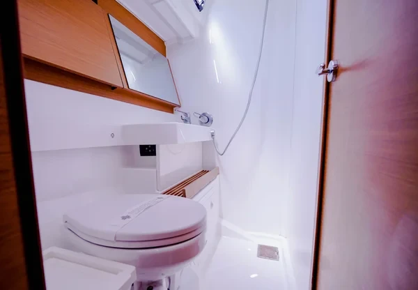 Sun Odyssey 490 - Boatscribe.com