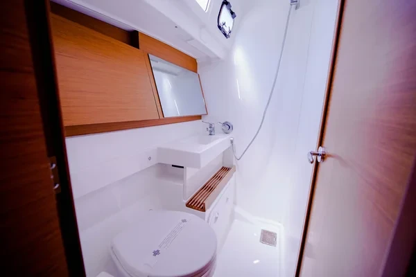 Sun Odyssey 490 - Boatscribe.com