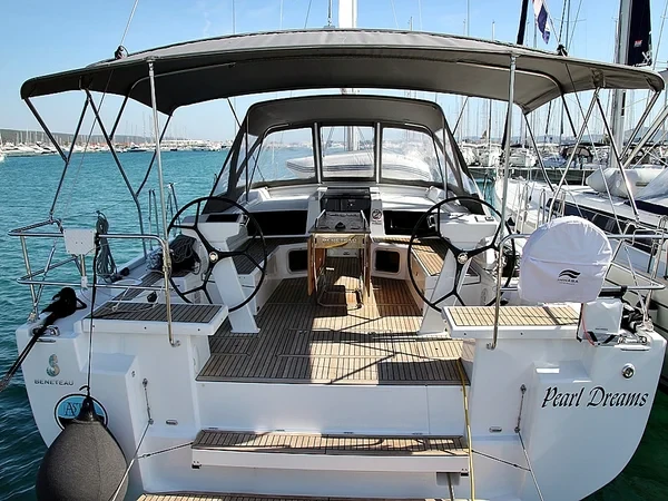 Oceanis 51.1 - Boatscribe.com