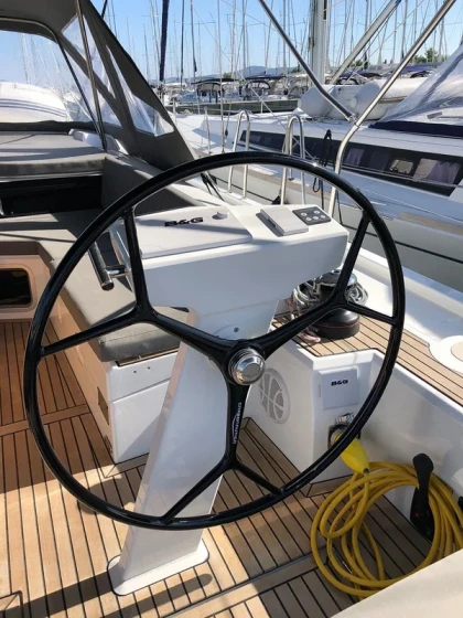 Oceanis 51.1 - Boatscribe.com
