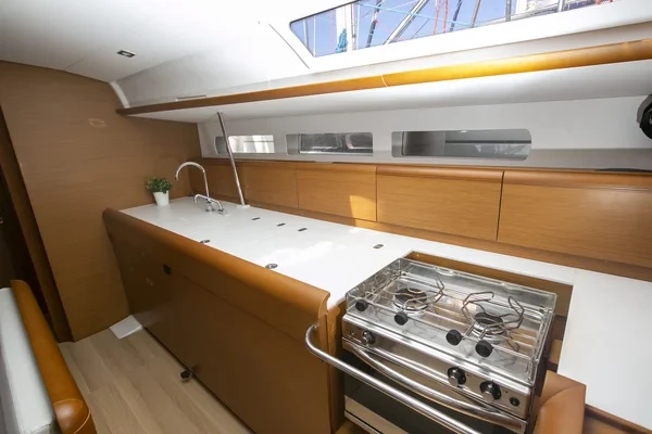 Sun Odyssey 519 - Boatscribe.com