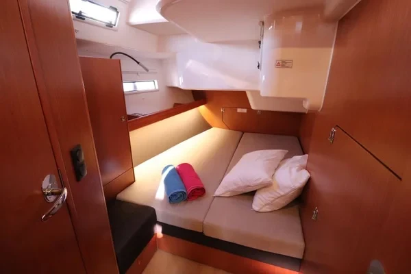 Bavaria 51 Cruiser - Boatscribe.com