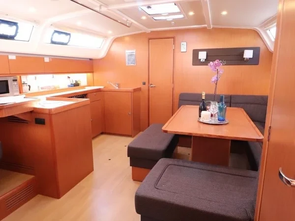 Bavaria 51 Cruiser - Boatscribe.com