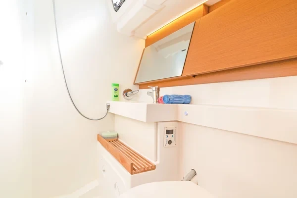 Sun Odyssey 490 - Boatscribe.com