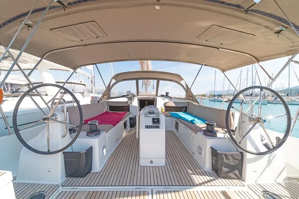 Sun Odyssey 490 - Boatscribe.com