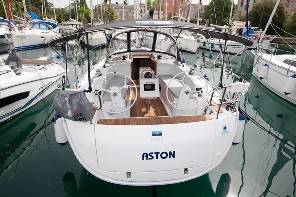 Bavaria Cruiser 34 Style - Boatscribe.com
