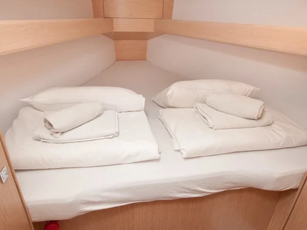 Bavaria Cruiser 34 Style - Boatscribe.com