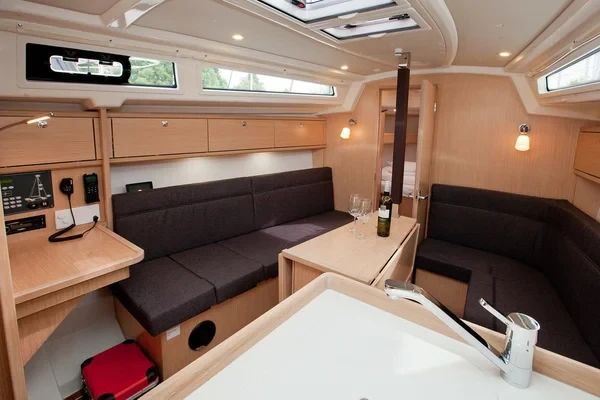 Bavaria Cruiser 34 Style - Boatscribe.com
