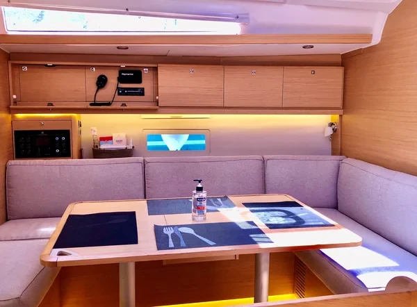 Dufour 430 Grand Large - Boatscribe.com