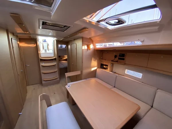 Dufour 430 - Boatscribe.com