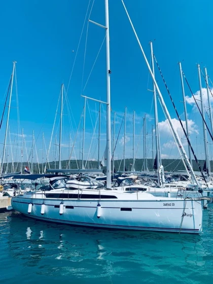 Bavaria 46 Cruiser - Boatscribe.com