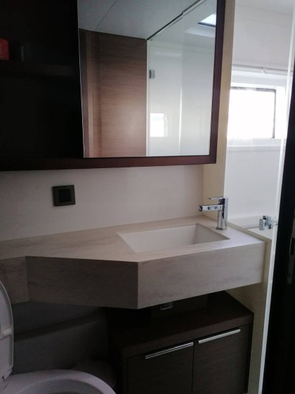 Lagoon 46 - Boatscribe.com