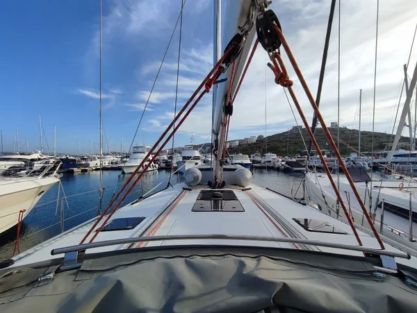 Bavaria 46 Cruiser - Boatscribe.com