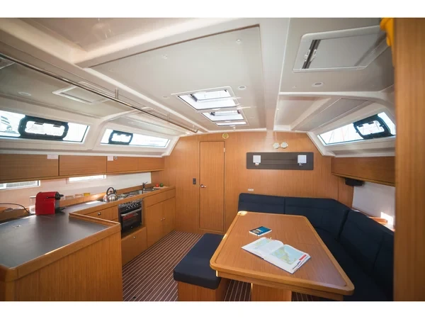 Bavaria 46 Cruiser - Boatscribe.com