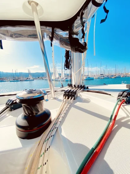 Lagoon 42 - Boatscribe.com