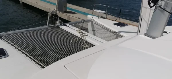 Lagoon 380 - Boatscribe.com
