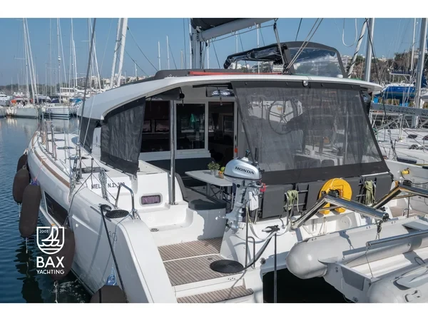 Lagoon 40 - Boatscribe.com