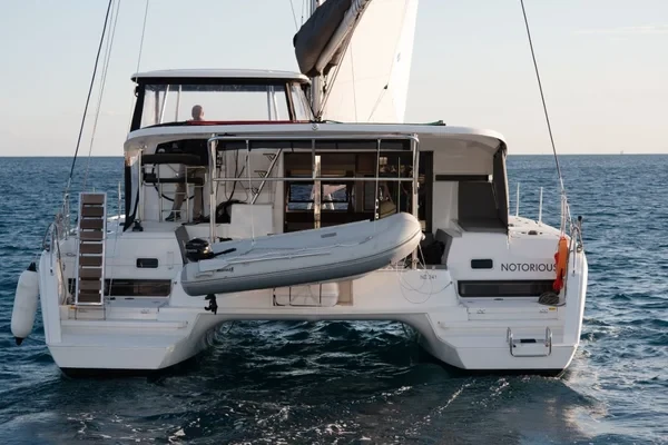 Lagoon 42 - Boatscribe.com