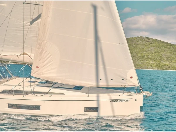 Oceanis 46.1 - Boatscribe.com