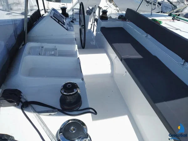Lagoon 450 F - Boatscribe.com