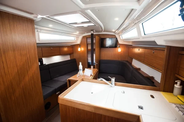 Bavaria Cruiser 34 Style - Boatscribe.com