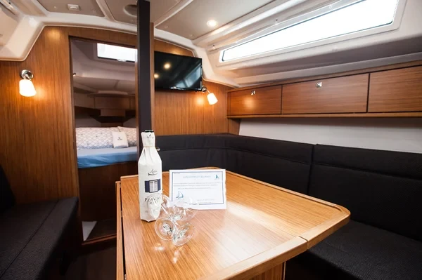 Bavaria Cruiser 34 Style - Boatscribe.com