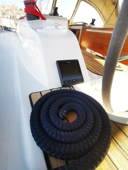 Bavaria 37 Cruiser - Boatscribe.com