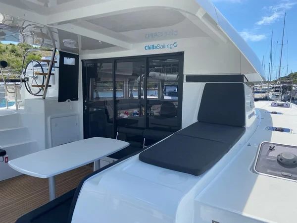 Lagoon 42 - Boatscribe.com
