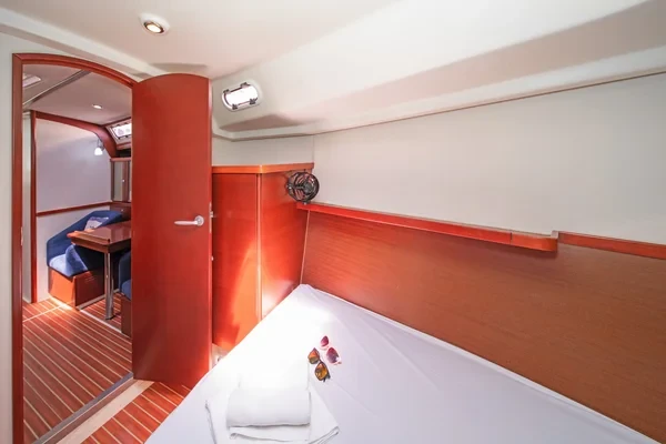 Hanse 400 - Boatscribe.com