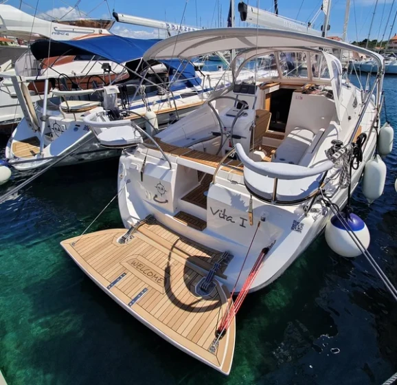 Elan 344 Impression - Boatscribe.com