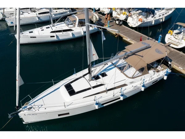 Oceanis 46.1 - Boatscribe.com