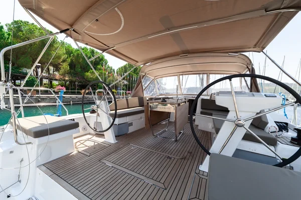 Oceanis 46.1 - Boatscribe.com