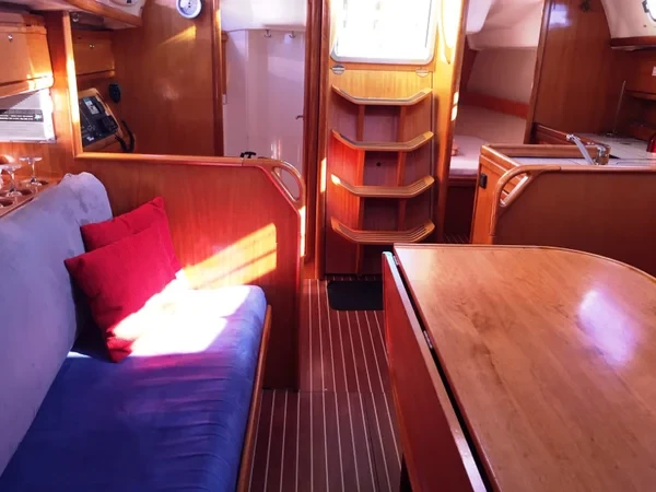 Bavaria 34 Cruiser - Boatscribe.com