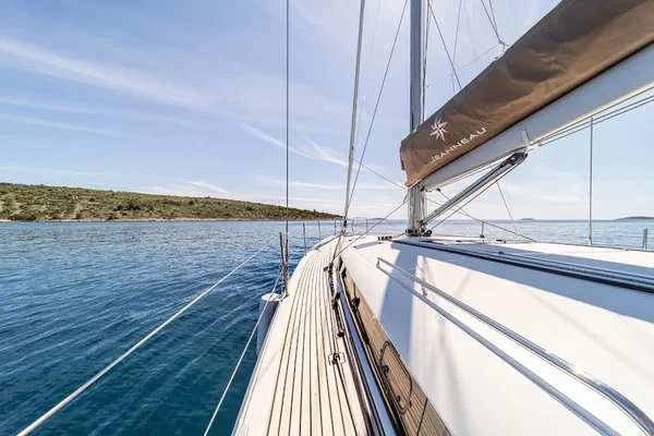 Sun Odyssey 490 - Boatscribe.com
