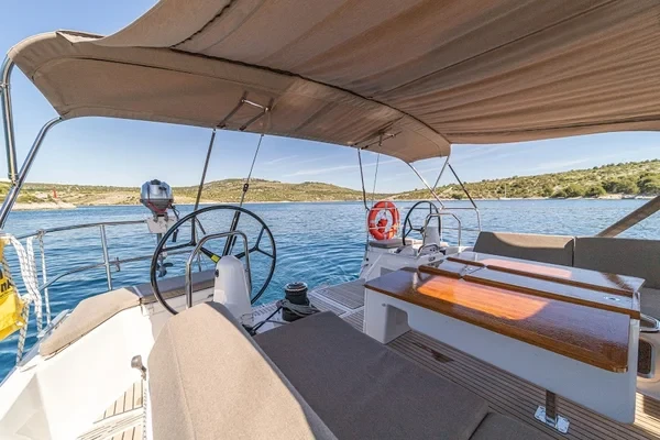 Sun Odyssey 490 - Boatscribe.com