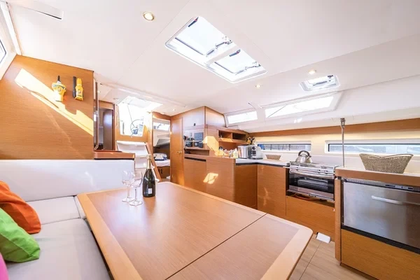 Sun Odyssey 490 - Boatscribe.com