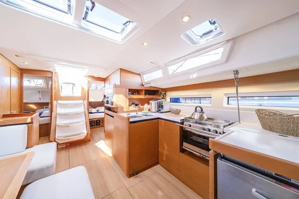 Sun Odyssey 490 - Boatscribe.com