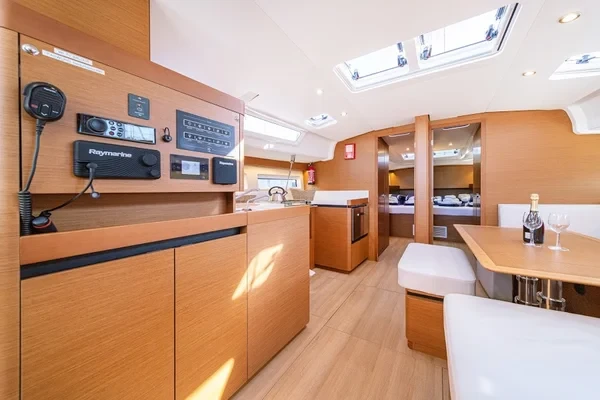 Sun Odyssey 490 - Boatscribe.com