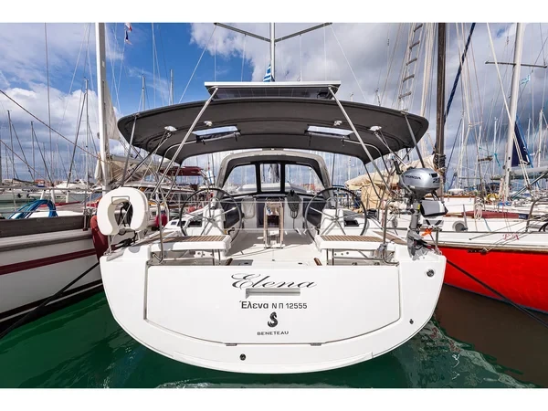 Oceanis 41.1 - Boatscribe.com