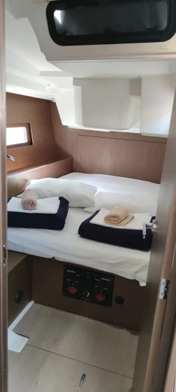 Oceanis 46.1 - Boatscribe.com