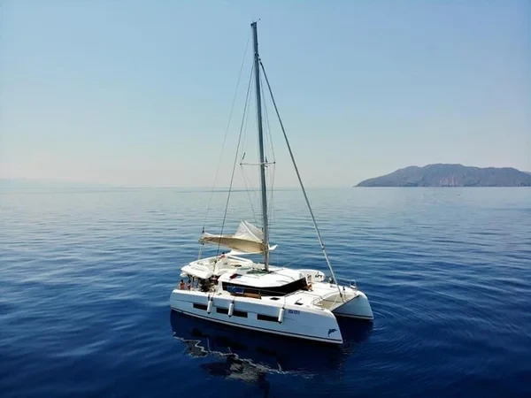 Dufour 48 - Boatscribe.com