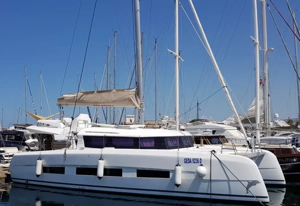 Dufour 48 - Boatscribe.com