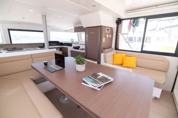 Bali 4.1 - Boatscribe.com