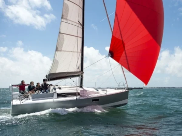 Pogo 30 - Boatscribe.com