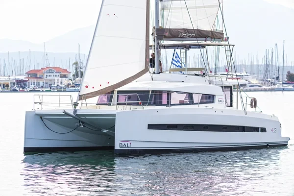 Bali 4.3 - Boatscribe.com