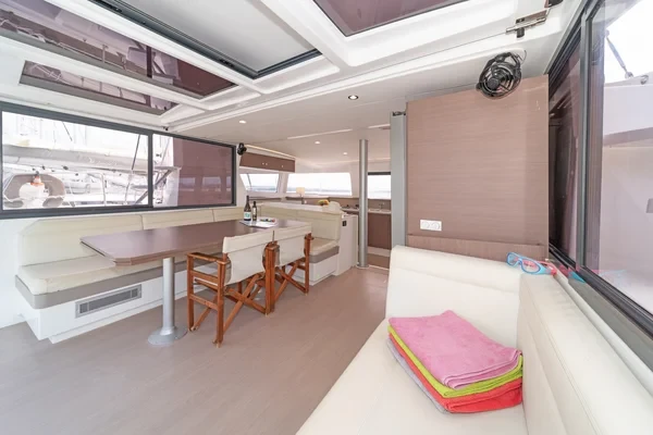 Bali 4.3 - Boatscribe.com