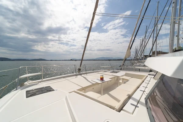 Bali 4.3 - Boatscribe.com