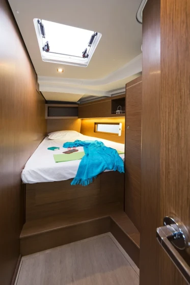 Oceanis 46.1 - Boatscribe.com
