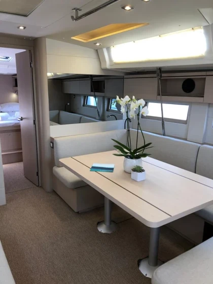 Oceanis 51.1 - Boatscribe.com